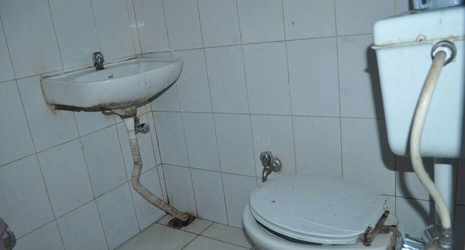 Ambica Guest House, Katra 3
